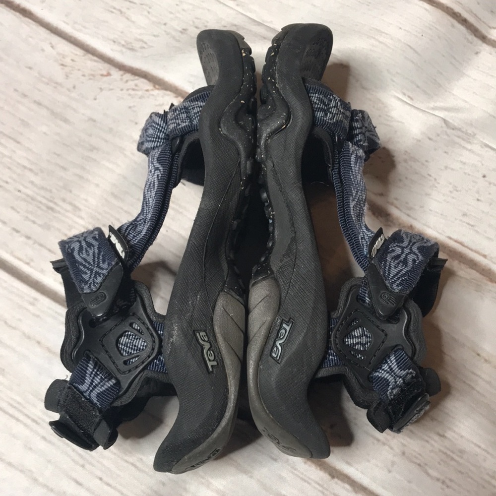 TEVA Woman’s Hiking Sandals Shoc Pad Navy Size 6 - Picture 3 of 12